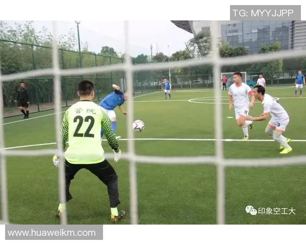 历史名人如何在足球场上展现风采与魅力