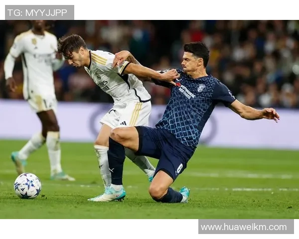 足球明星家庭生活揭秘视频合集让你更了解他们的真实生活与亲情互动