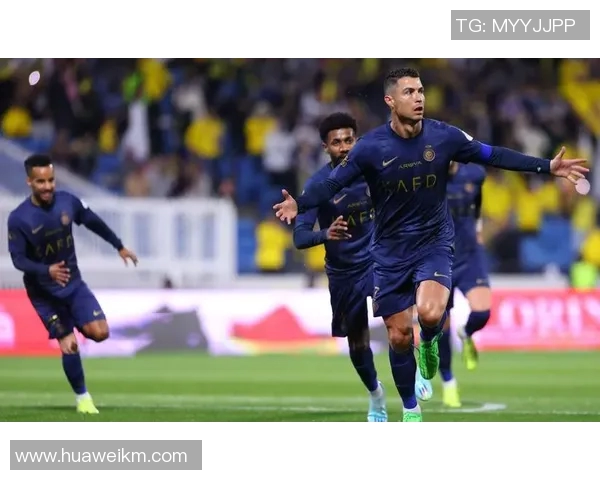 卡斯特罗足球明星的传奇之路与辉煌成就探秘